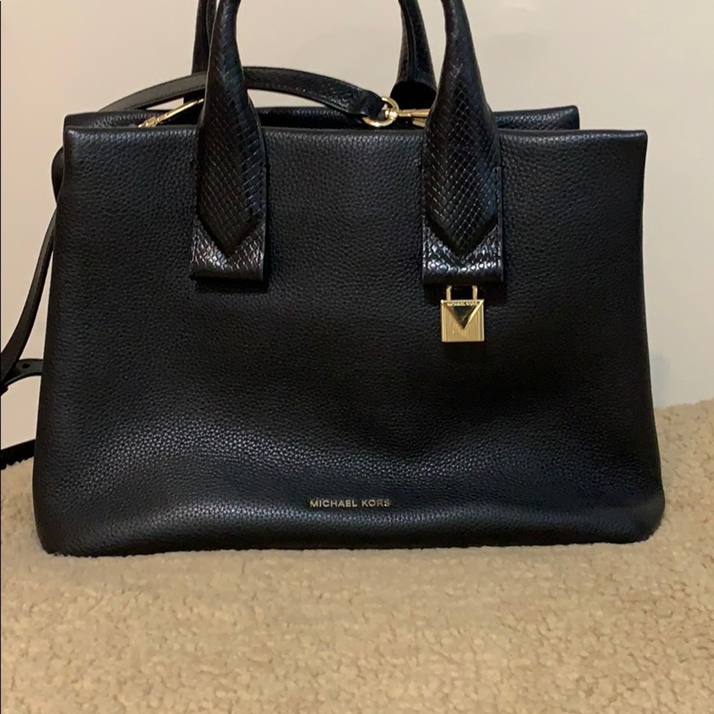 Michae kors purse great condition